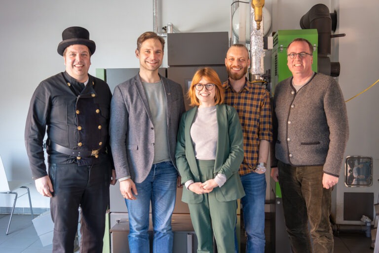 GRÜNE besuchen Ausbildungszentrum der Kaminkehrer-Innung Niederbayern