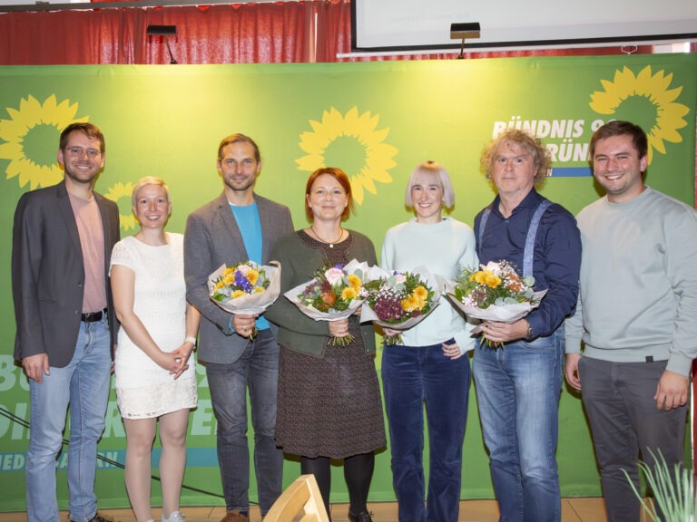 GRÜNE Niederbayern richten reflektiert den Blick nach vorn