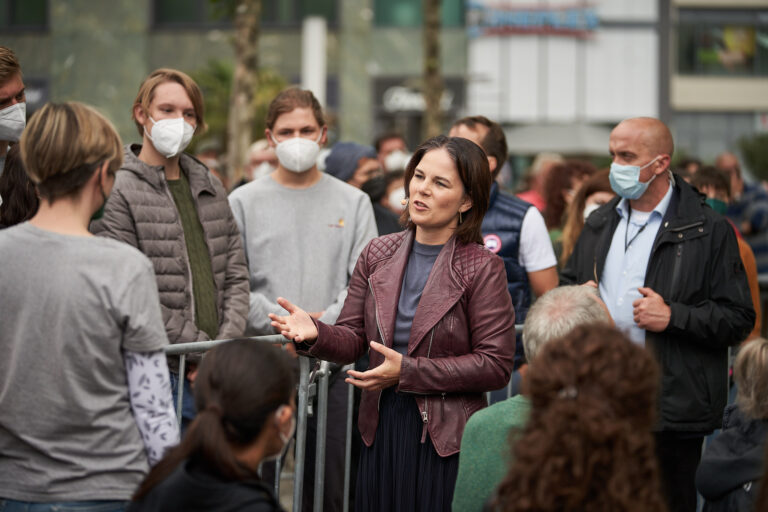 Annalena Baerbock auf Wahlkampftour in Niederbayern
